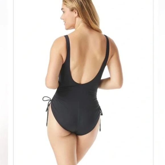 NWT: Coco Reef Contours Slimming Stellar Shirred Side Tie One Piece 14/38C - Picture 2 of 16